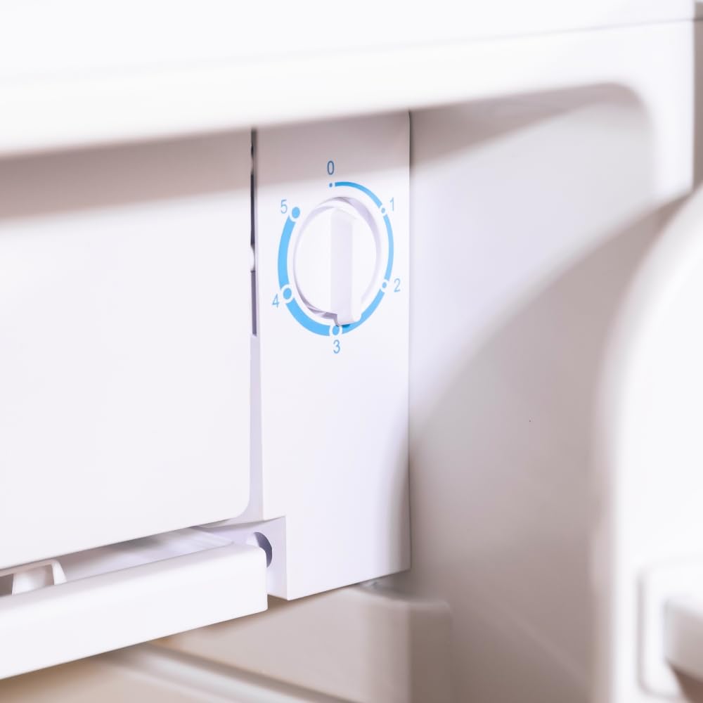 Mini Frigorífico Cecotec 90L – Bolero CoolMarket TT 90, Bajo Consumo, Temperatura Regulable, Puerta Reversible – Blanco